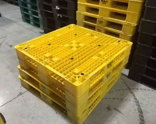 Heavy Plastic Pallet